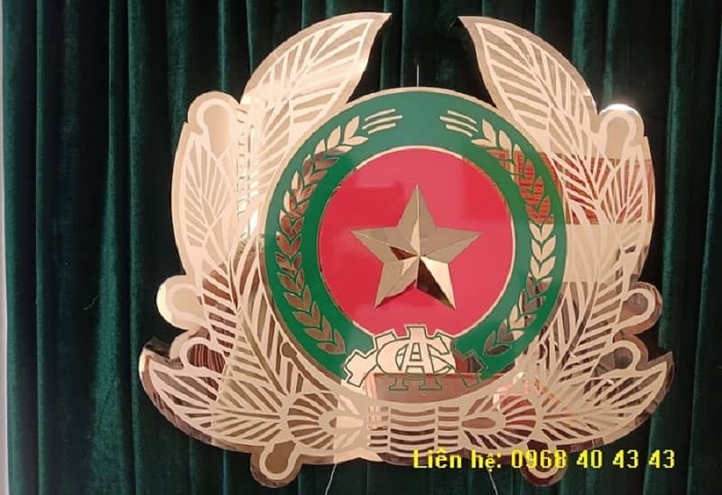 Huy hiệu công an bằng inox